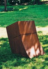 Athena, 2007, Corten-Stahl, 70 x 47 x 73 cm