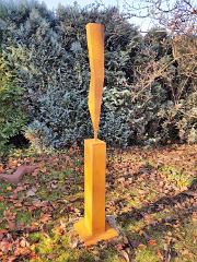 Idol, 2016, Corten-Stahl, 190 x 34 x 39 cm