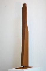 Prêtresse, 2019, Coerten-Stahl, 107 x 14 x 30 cm